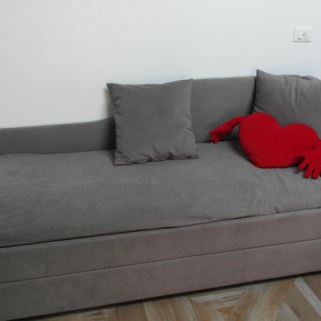 Apartamento Luminoso Bilocale Zona Tibaldi Bocconi Milán Exterior foto