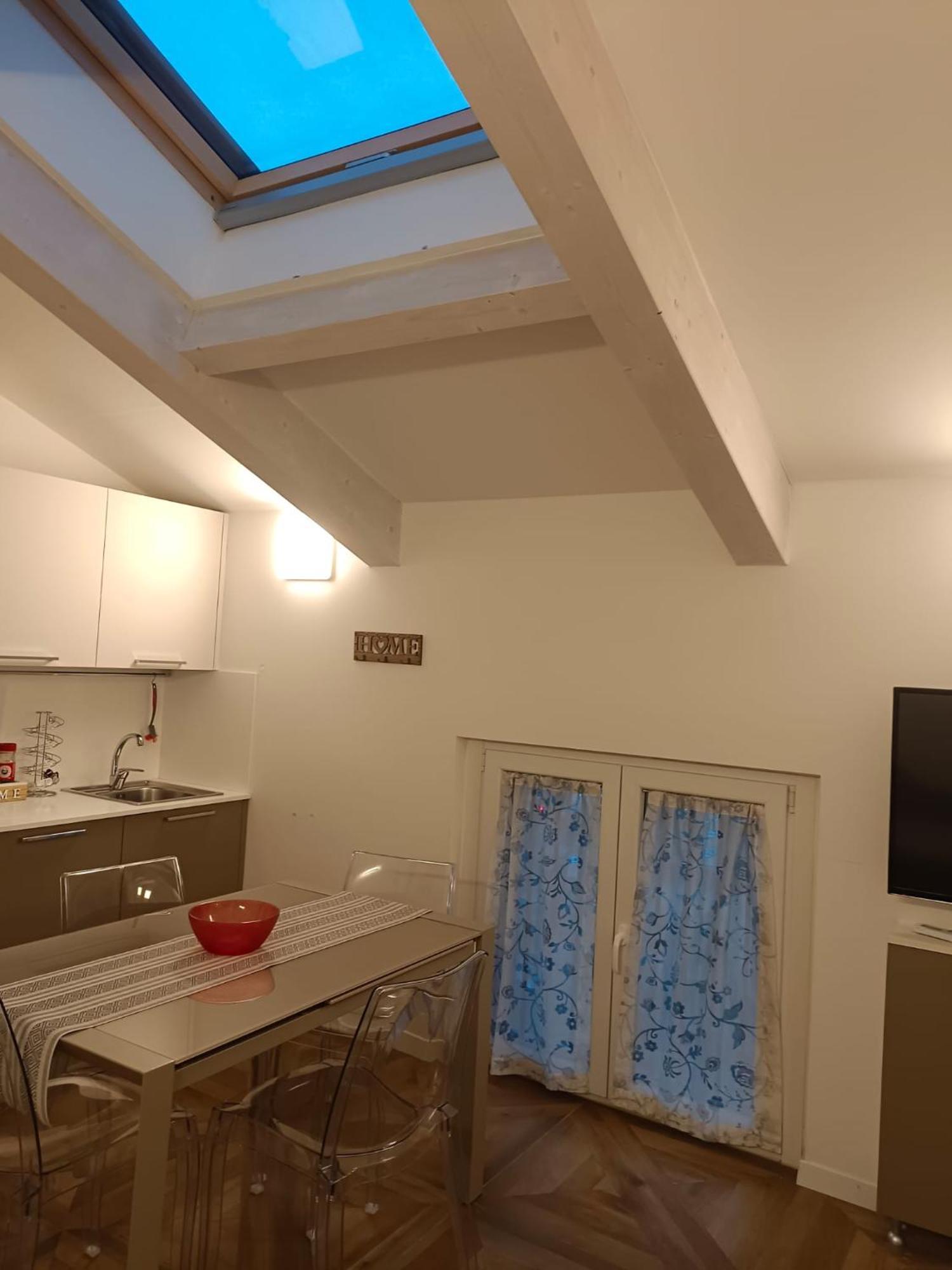 Apartamento Luminoso Bilocale Zona Tibaldi Bocconi Milán Exterior foto